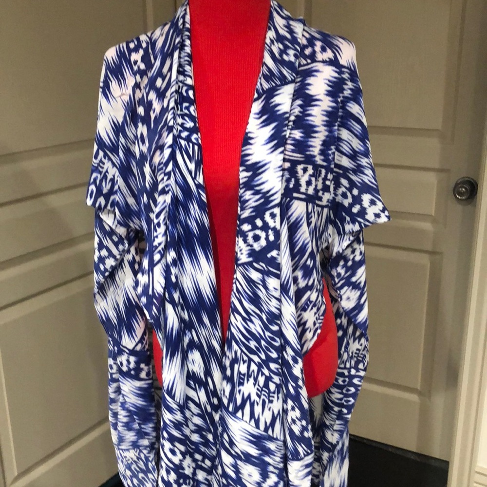 Beach cape top